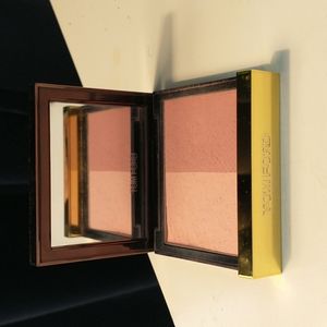 Tom Ford Shade and Illuminate Blush (01 Brazen Rose)
